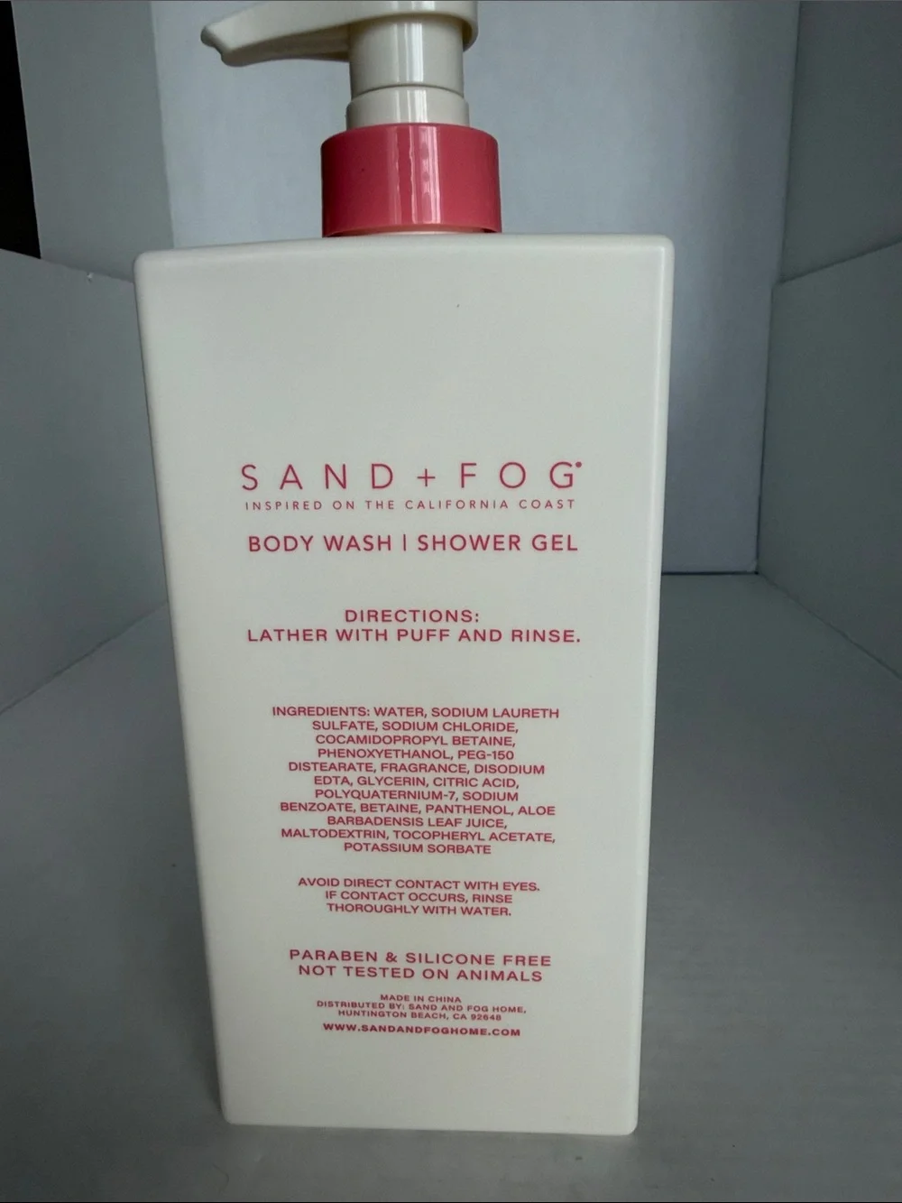 SAND + FOG Strawberry Spritz Body Wash - NWOT